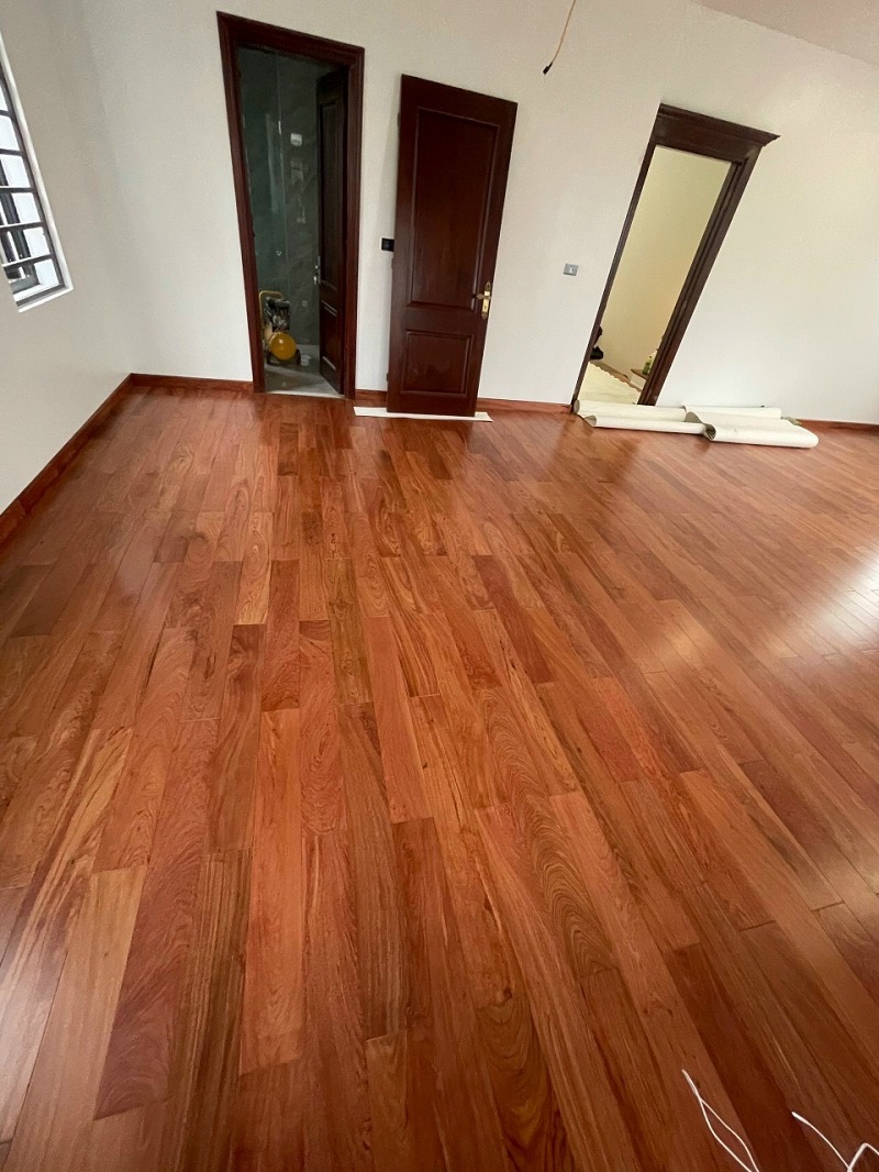 Sàn Gỗ Hương Đá 18mm - 900/1050x120